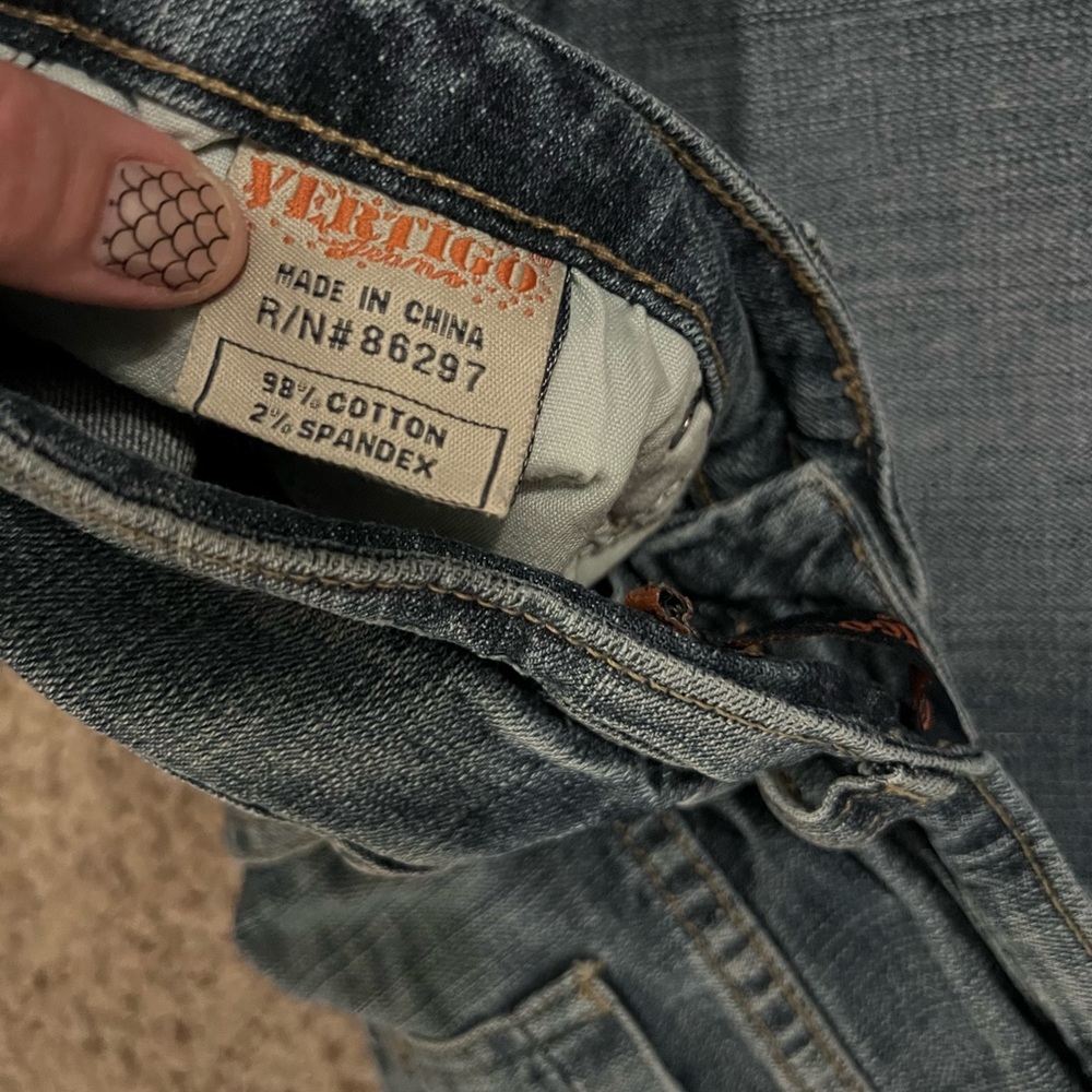 Vertigo Paris Cropped Blue Jeans - Picture 4 of 10